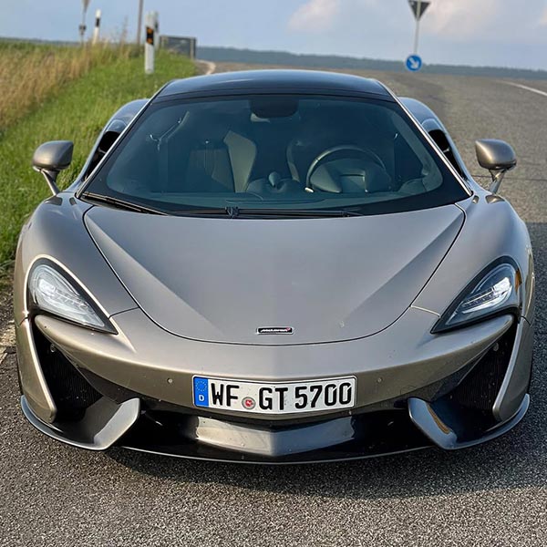McLaren 570 GT